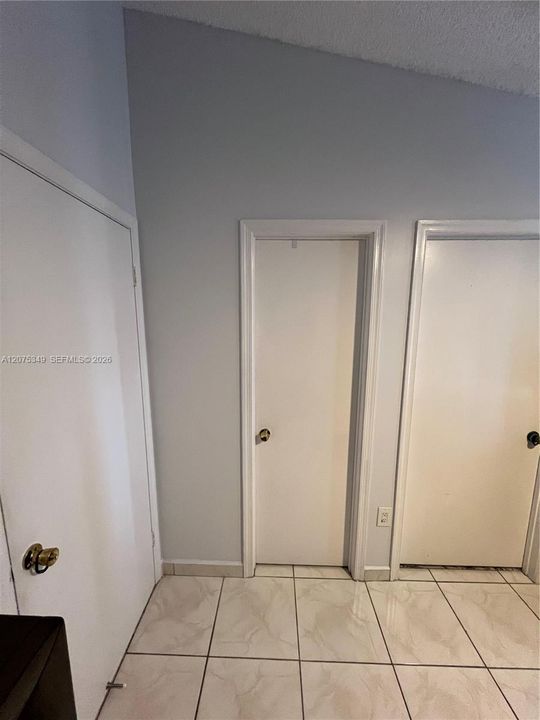 For Sale: $415,000 (2 beds, 2 baths, 1312 Square Feet)