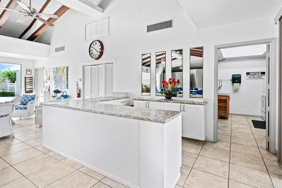 018-315CircleDriveSouth-201-BoyntonBeach