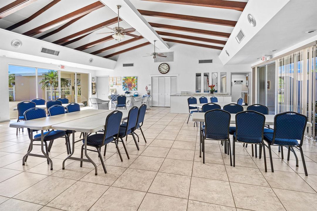 017-315CircleDriveSouth-201-BoyntonBeach