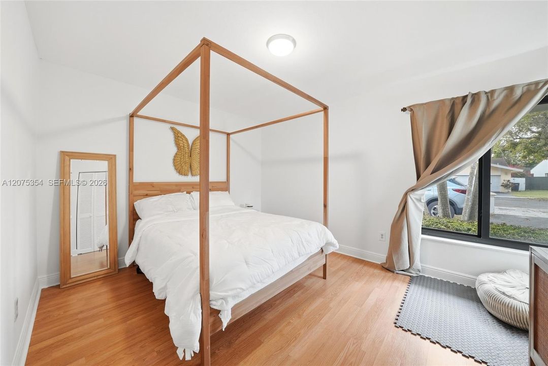 En Renta: $4,700 (3 camas, 2 baños, 1790 Pies cuadrados)