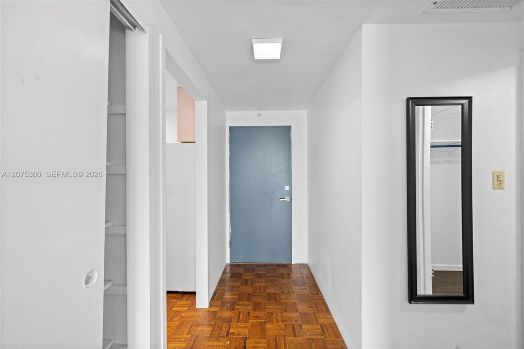 For Rent: $1,975 (1 beds, 1 baths, 500 Square Feet)