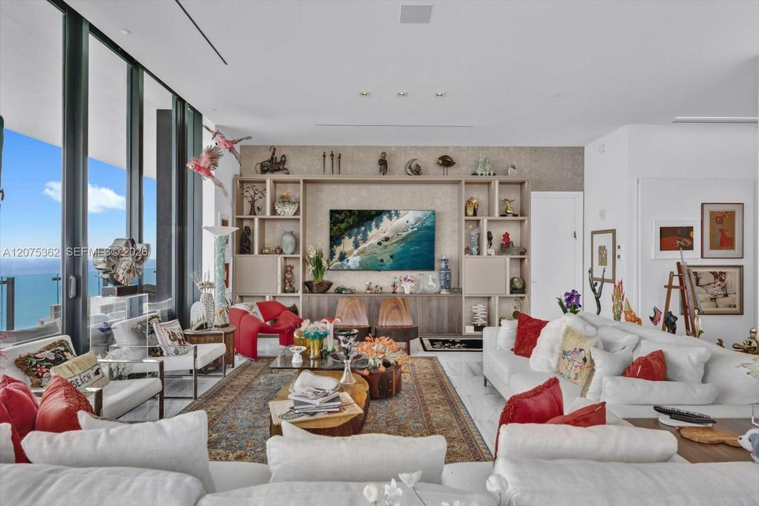 For Sale: $6,180,000 (3 beds, 3 baths, 3262 Square Feet)