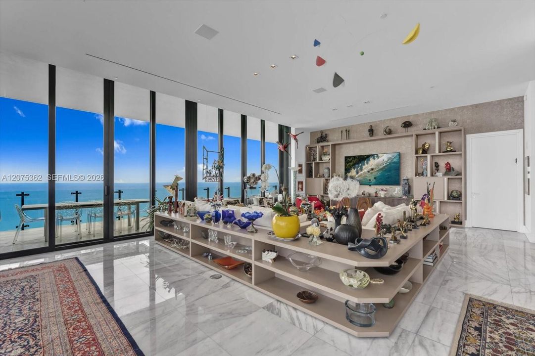 For Sale: $6,180,000 (3 beds, 3 baths, 3262 Square Feet)