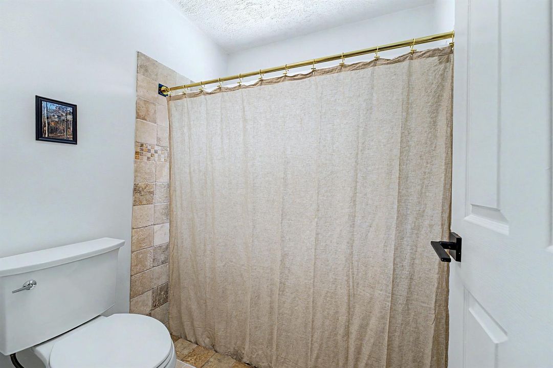 Guest Bathroom 2