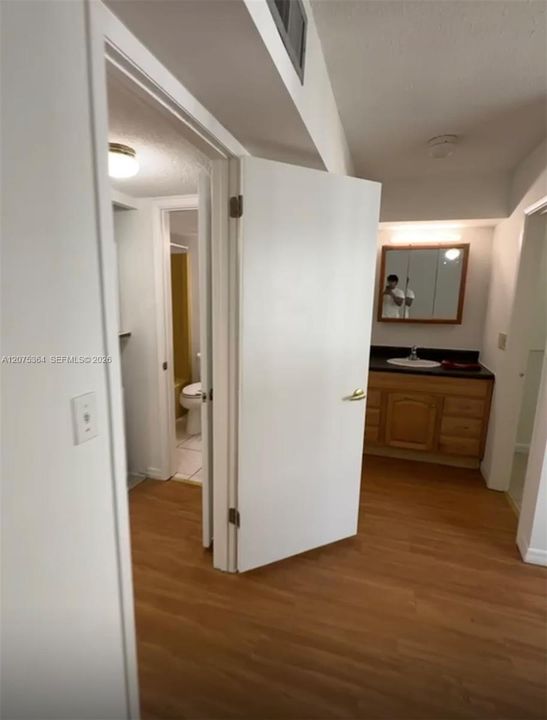 В аренду: $1,600 (2 спален, 1 ванн, 0 Квадратных фут)