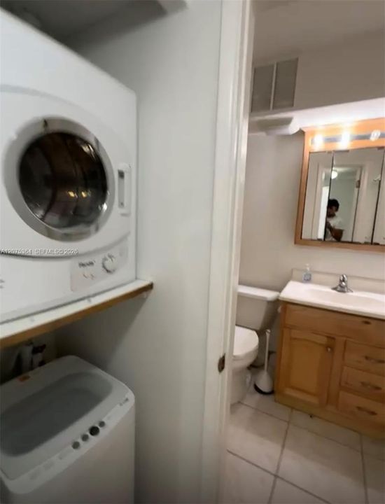В аренду: $1,600 (2 спален, 1 ванн, 0 Квадратных фут)