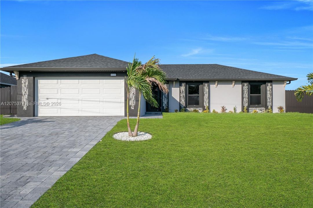 For Sale: $398,900 (3 beds, 2 baths, 1362 Square Feet)