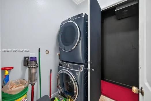 For Sale: $775,000 (4 beds, 3 baths, 2270 Square Feet)