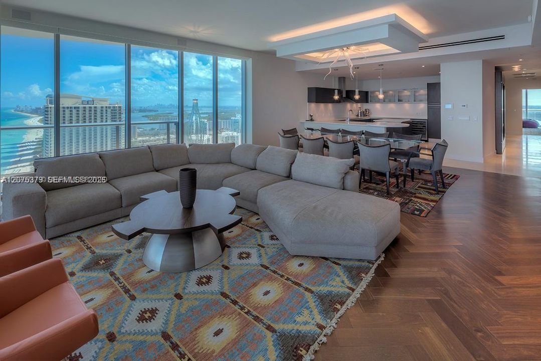 For Rent: $22,500 (4 beds, 5 baths, 2871 Square Feet)