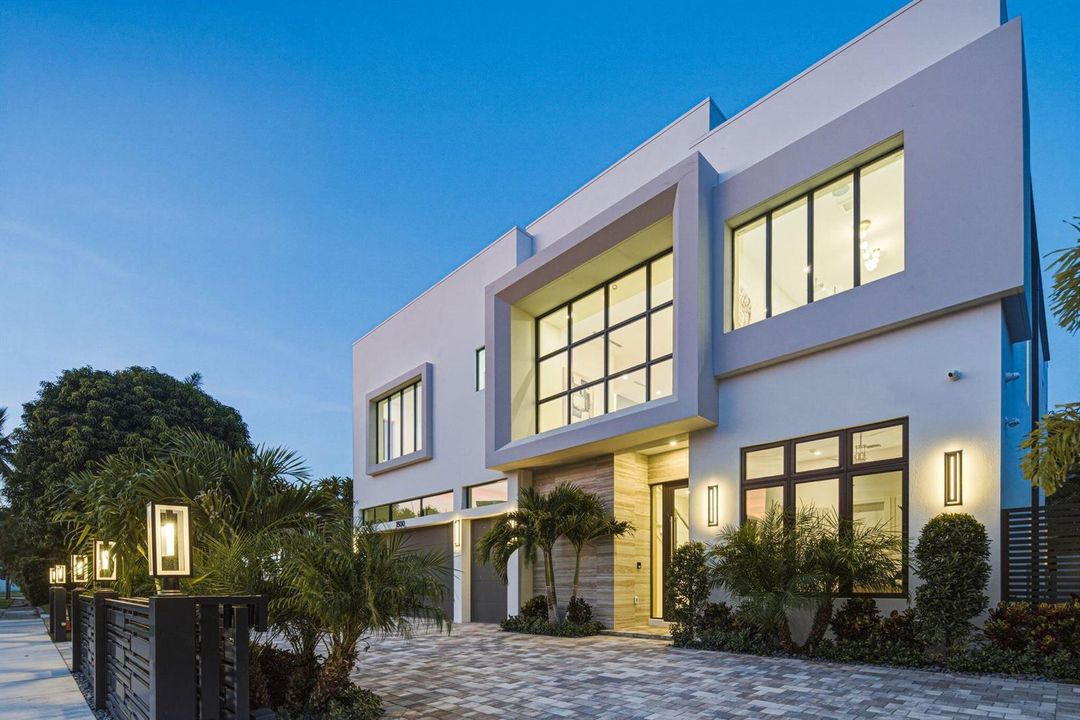 1300 NE 4th Ct Boca Raton FL 18