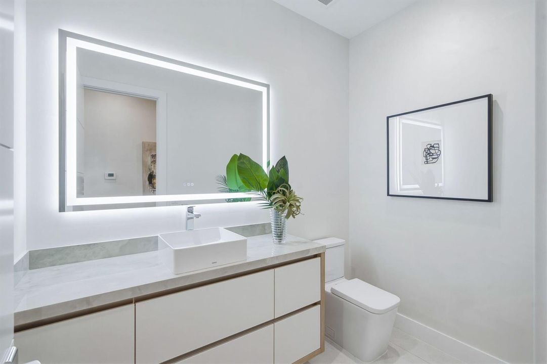 1300 NE 4th Ct Boca Raton FL 70
