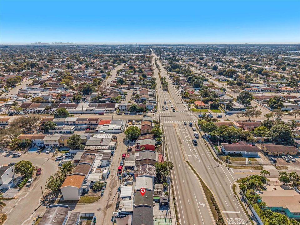 For Rent: $2,500 (3 beds, 1 baths, 1034 Square Feet)