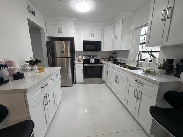 En Venta: $314,500 (3 camas, 2 baños, 1300 Pies cuadrados)