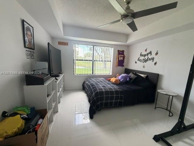 En Venta: $314,500 (3 camas, 2 baños, 1300 Pies cuadrados)