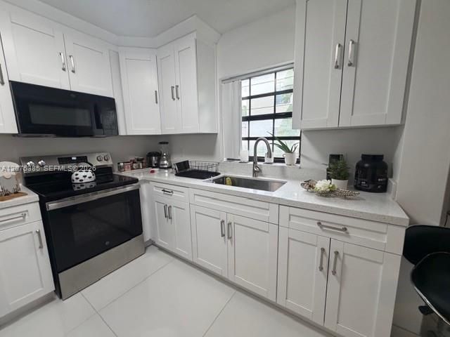 En Venta: $314,500 (3 camas, 2 baños, 1300 Pies cuadrados)