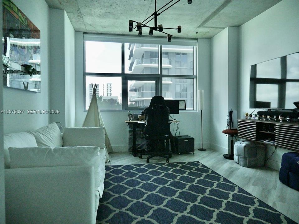 For Rent: $5,200 (2 beds, 2 baths, 1262 Square Feet)