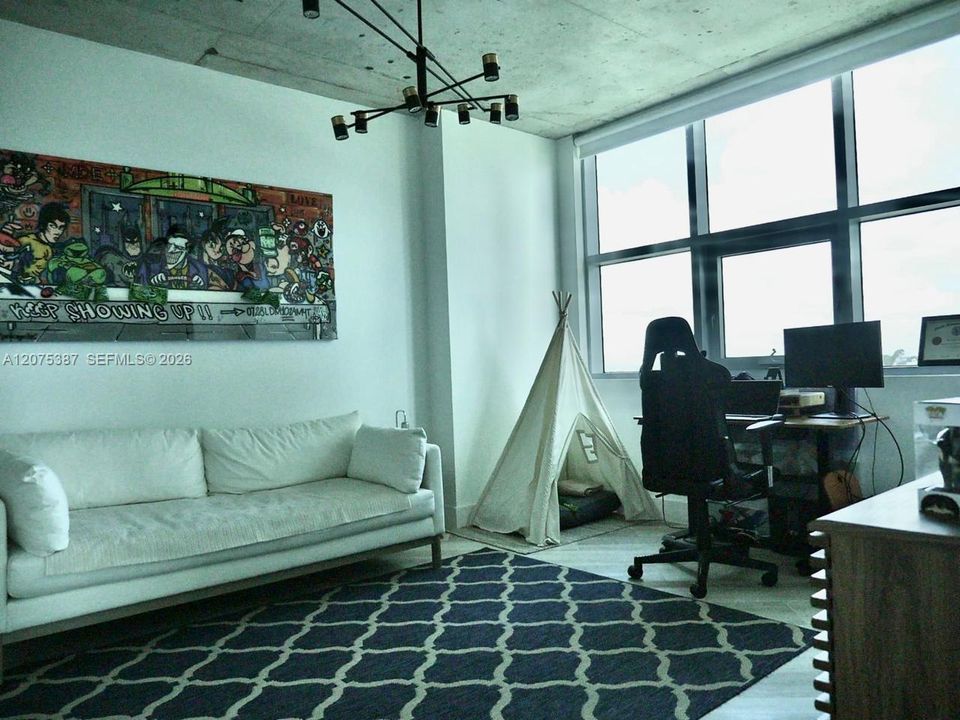 For Rent: $5,200 (2 beds, 2 baths, 1262 Square Feet)
