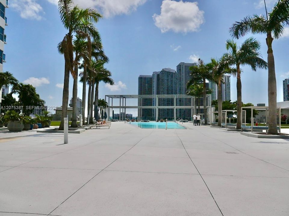 For Rent: $5,200 (2 beds, 2 baths, 1262 Square Feet)