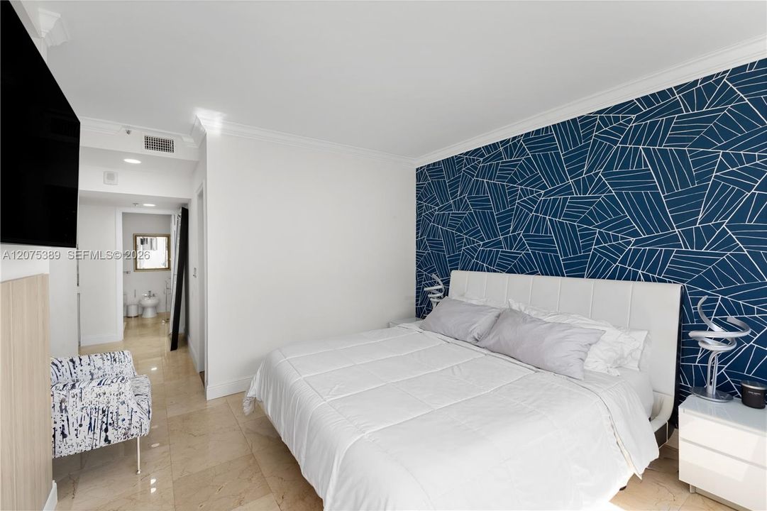 For Rent: $4,300 (2 beds, 2 baths, 1137 Square Feet)