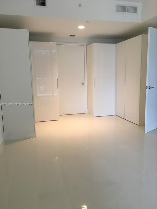 На продажу: $825,000 (2 спален, 2 ванн, 1028 Квадратных фут)