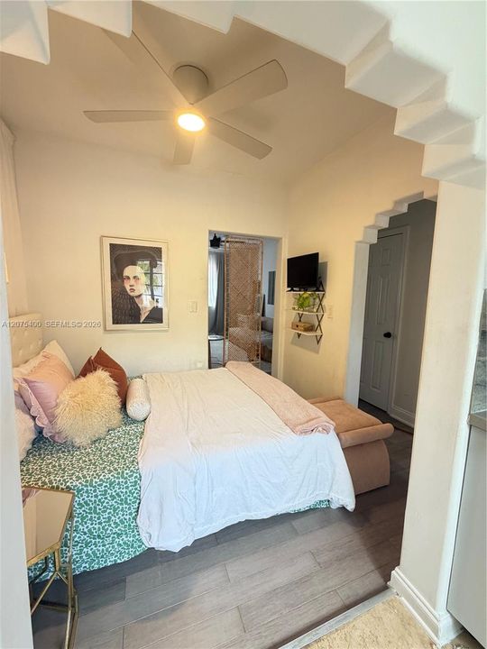 En Venta: $229,000 (0 camas, 1 baños, 400 Pies cuadrados)