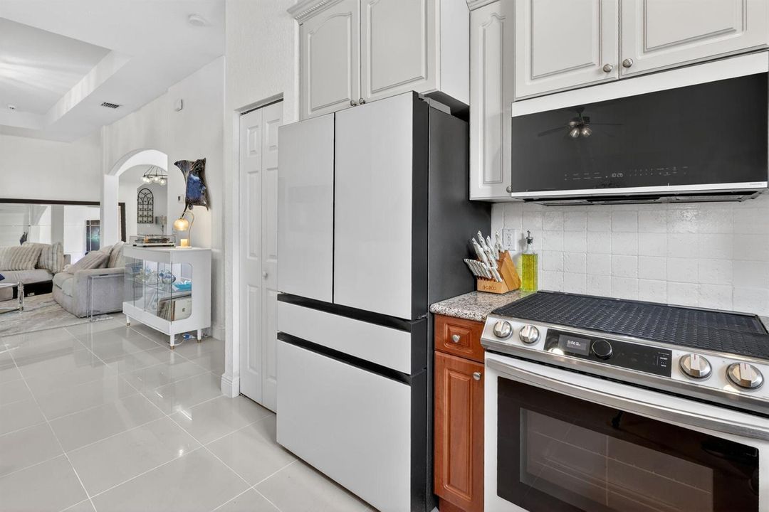 23-web-or-mls-5P1A4291
