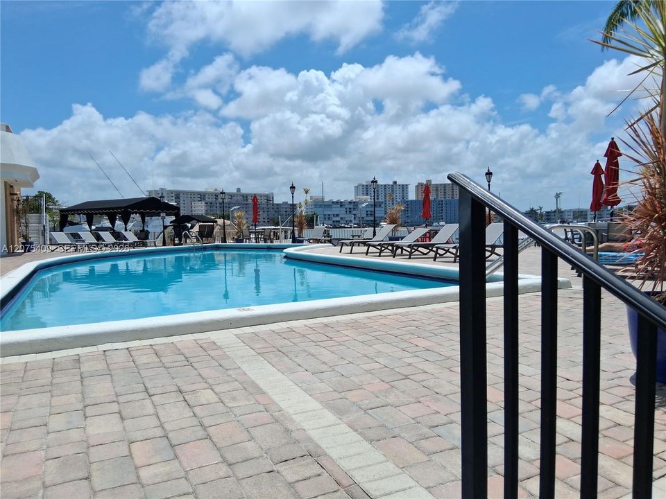 For Rent: $2,100 (2 beds, 1 baths, 0 Square Feet)