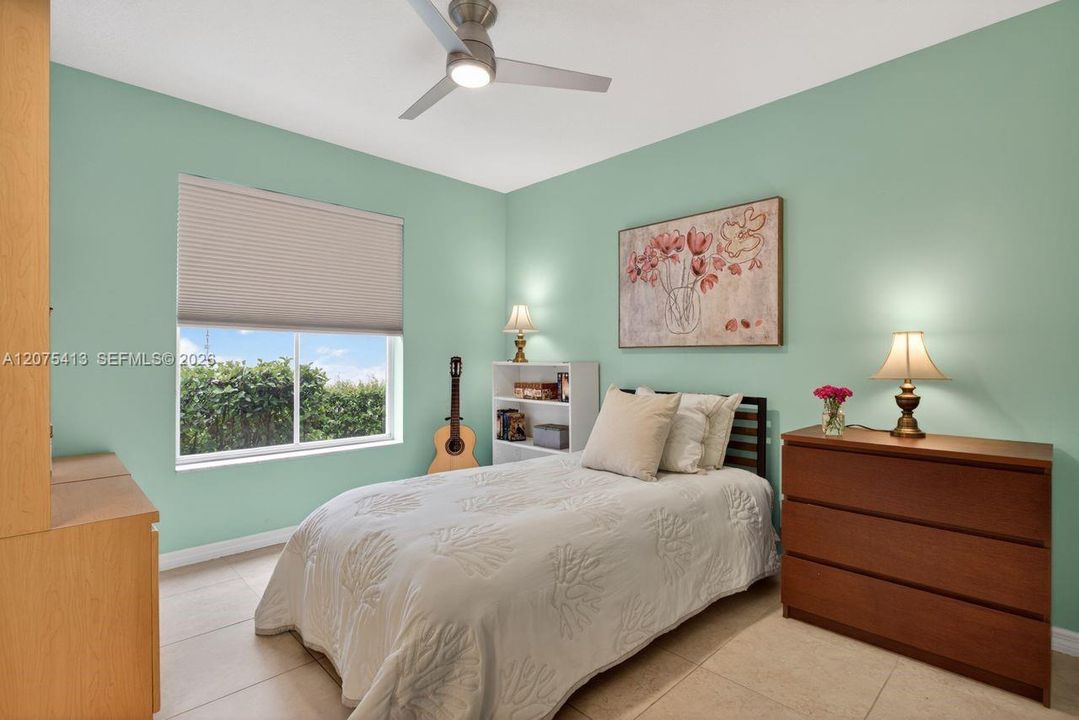For Rent: $4,500 (3 beds, 2 baths, 1826 Square Feet)