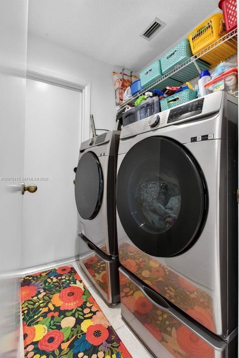 For Rent: $4,500 (3 beds, 2 baths, 1826 Square Feet)