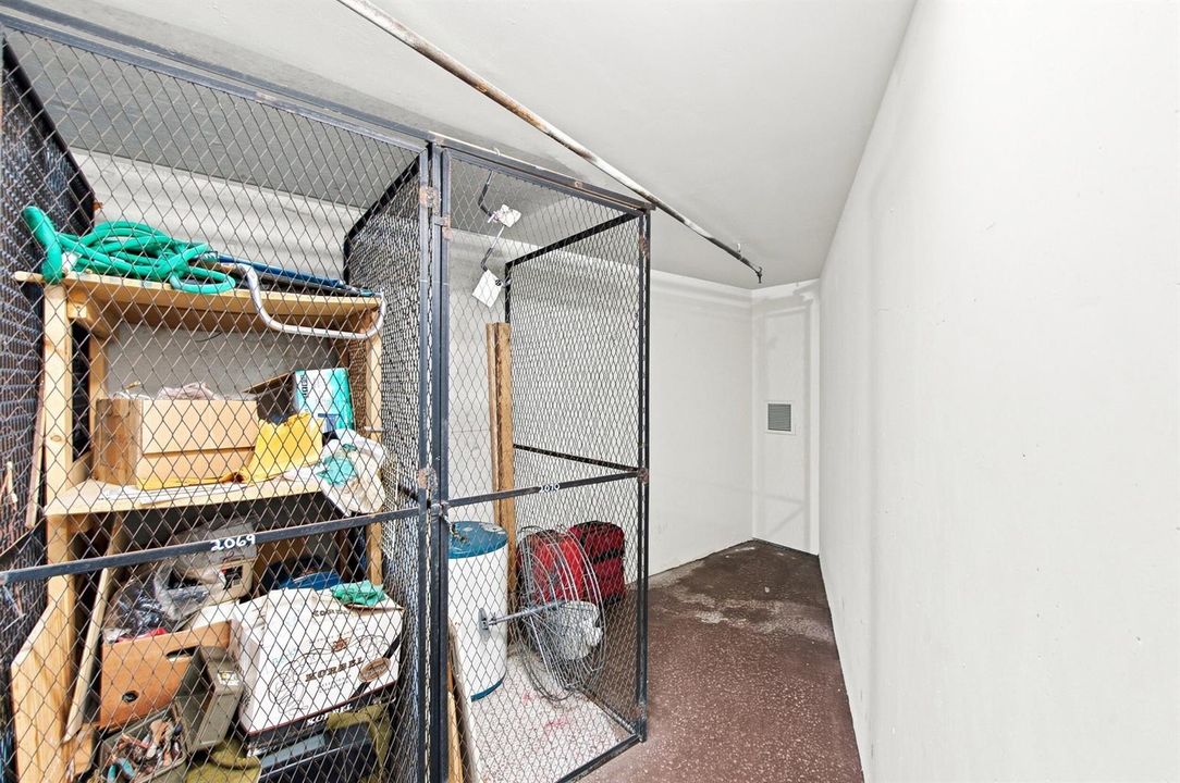 Storage Unit