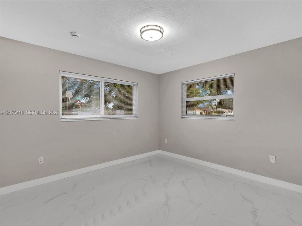 For Sale: $565,000 (4 beds, 2 baths, 1448 Square Feet)
