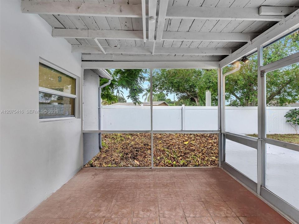 For Sale: $565,000 (4 beds, 2 baths, 1448 Square Feet)