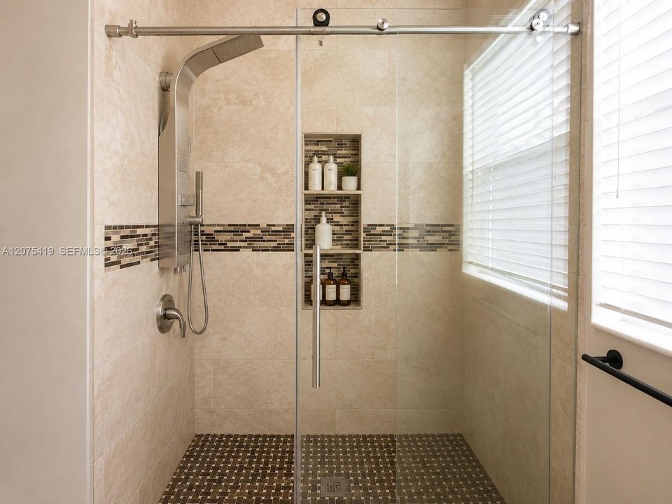 For Rent: $4,500 (4 beds, 2 baths, 1859 Square Feet)