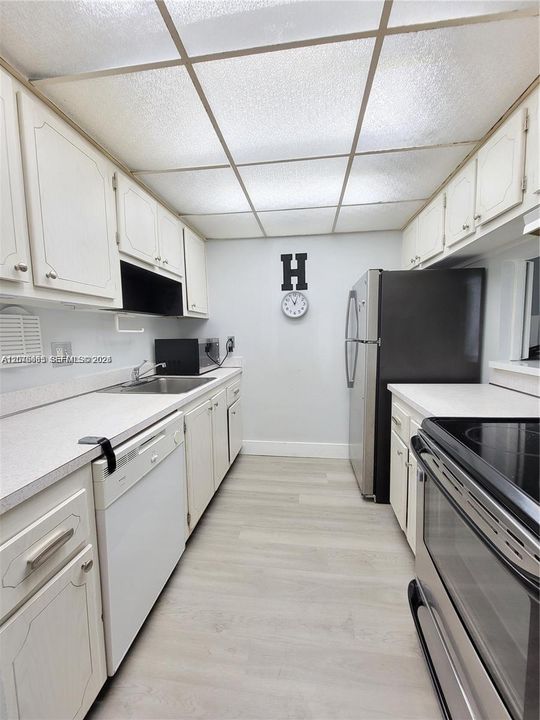 В аренду: $1,800 (1 спален, 1 ванн, 614 Квадратных фут)