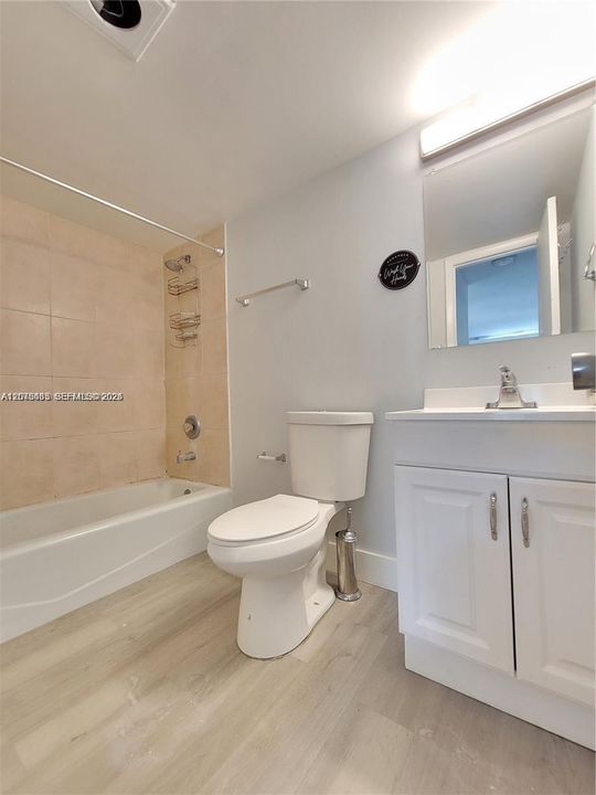 В аренду: $1,800 (1 спален, 1 ванн, 614 Квадратных фут)