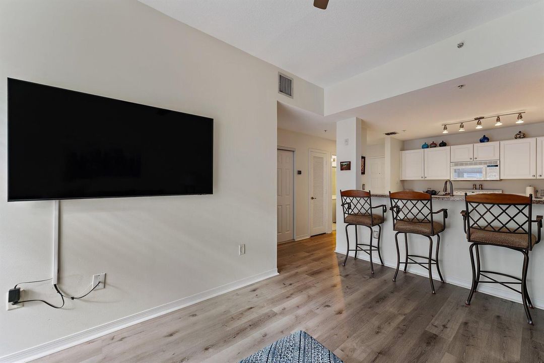 038-1203TownCenterDrive210-Jupiter-FL-33