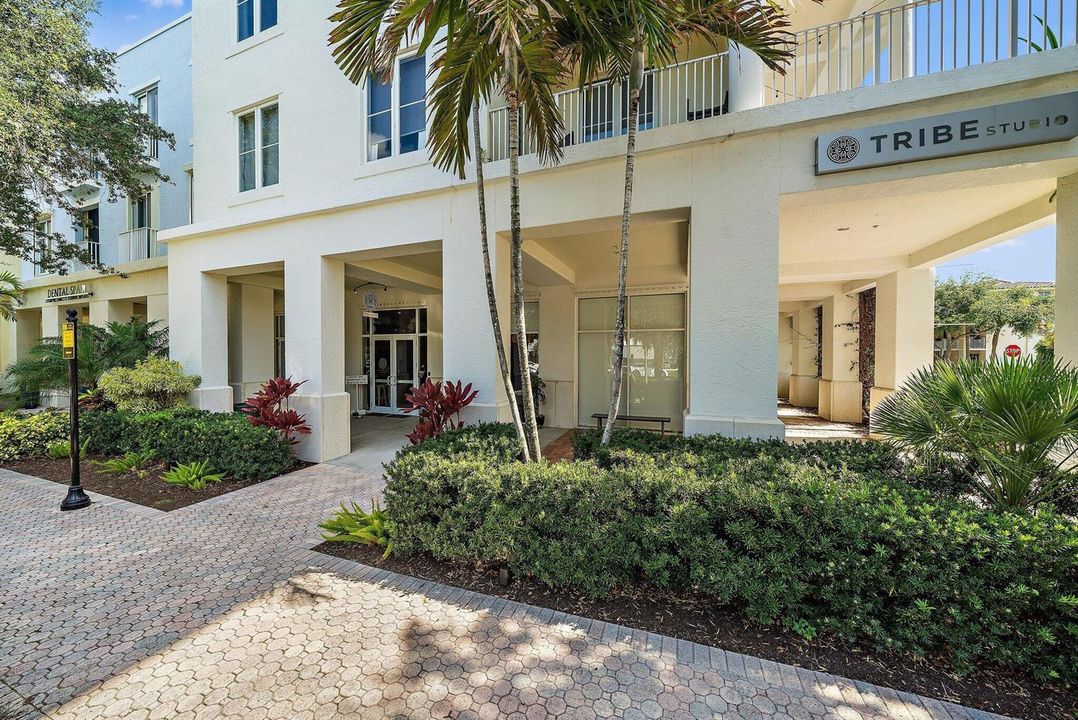 043-1203TownCenterDrive210-Jupiter-FL-33