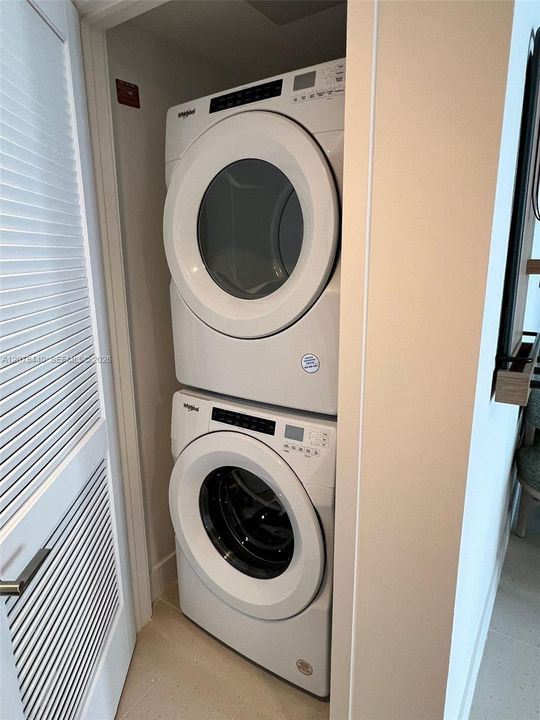 En Venta: $550,000 (1 camas, 1 baños, 584 Pies cuadrados)