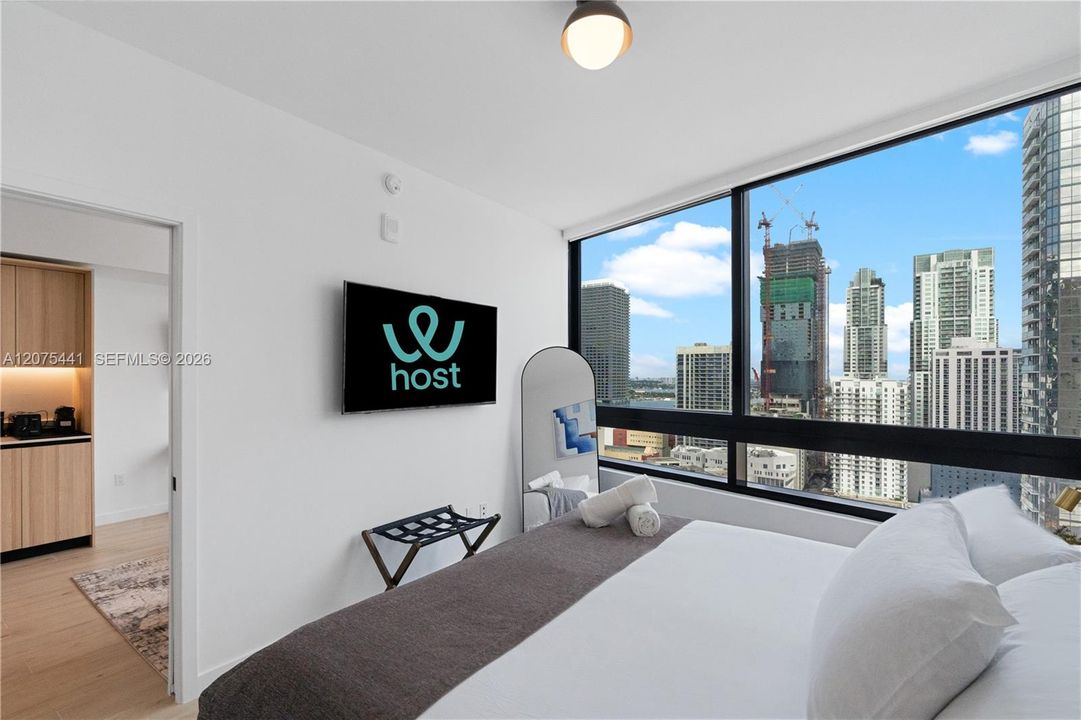 For Rent: $3,200 (1 beds, 1 baths, 530 Square Feet)
