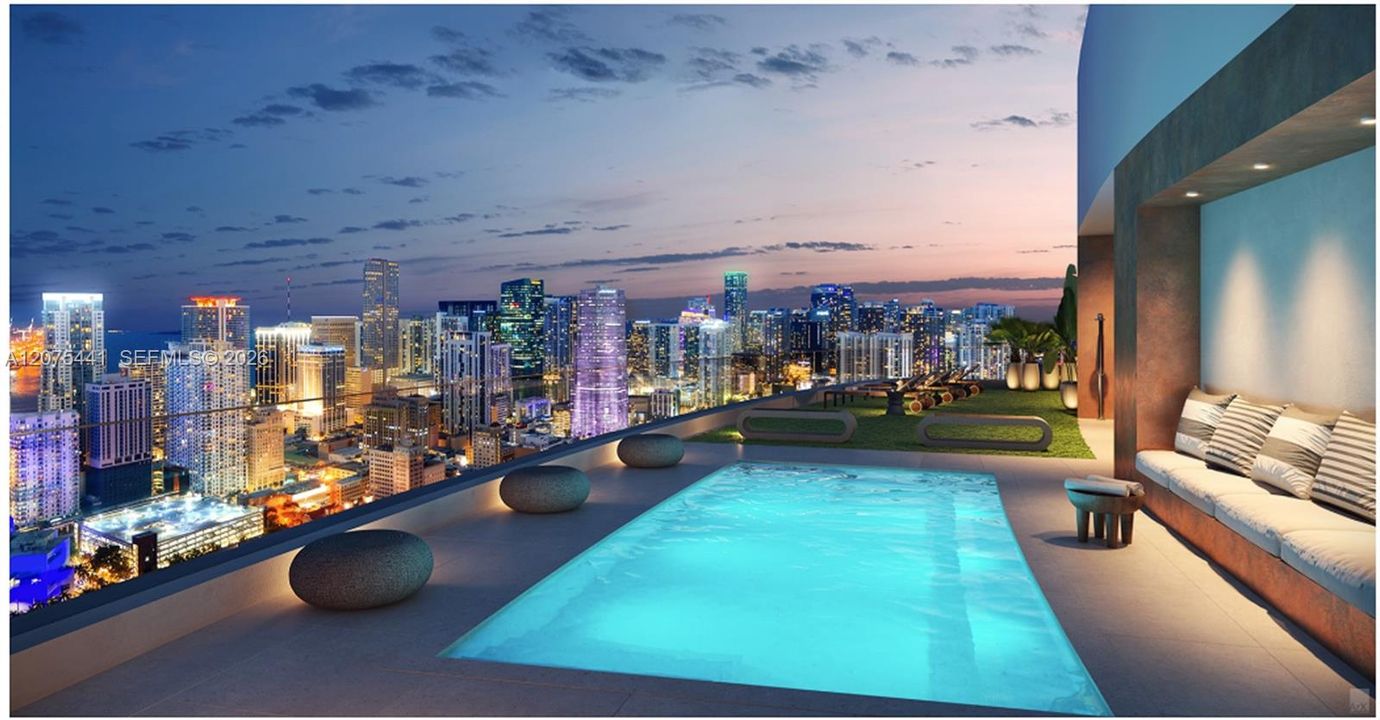 Amazing pool with great views