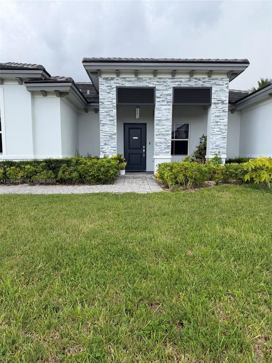 For Sale: $1,200,000 (5 beds, 4 baths, 2809 Square Feet)