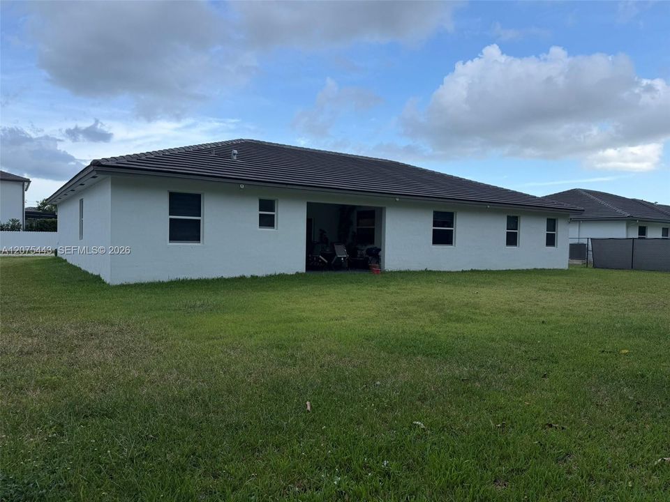 For Sale: $1,200,000 (5 beds, 4 baths, 2809 Square Feet)