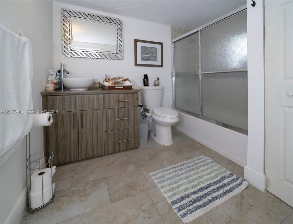 For Sale: $590,000 (4 beds, 2 baths, 1676 Square Feet)