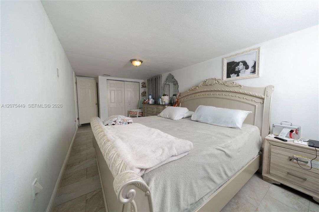 For Sale: $590,000 (4 beds, 2 baths, 1676 Square Feet)