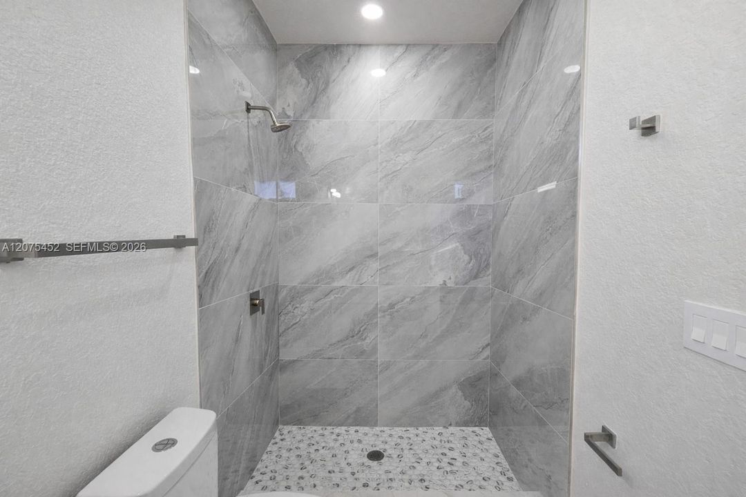 На продажу: $480,000 (0 спален, 0 ванн, 2400 Квадратных фут)