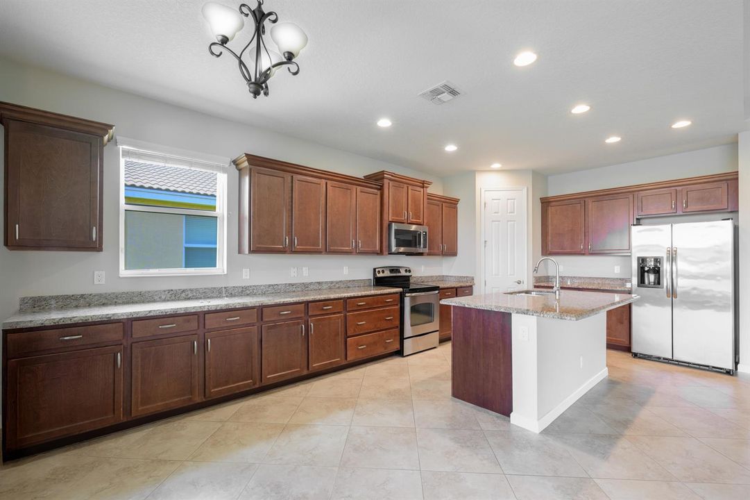 Kitchen 3