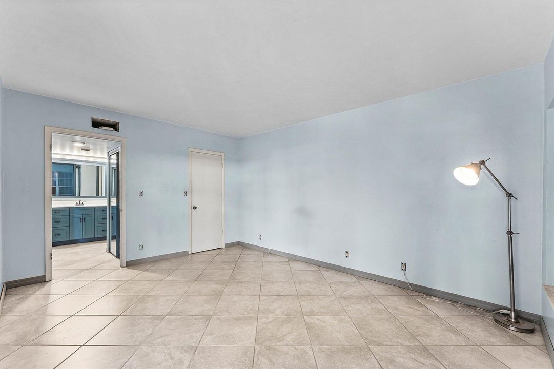 12 019-155YachtClubDrive-101-NorthPalmBe
