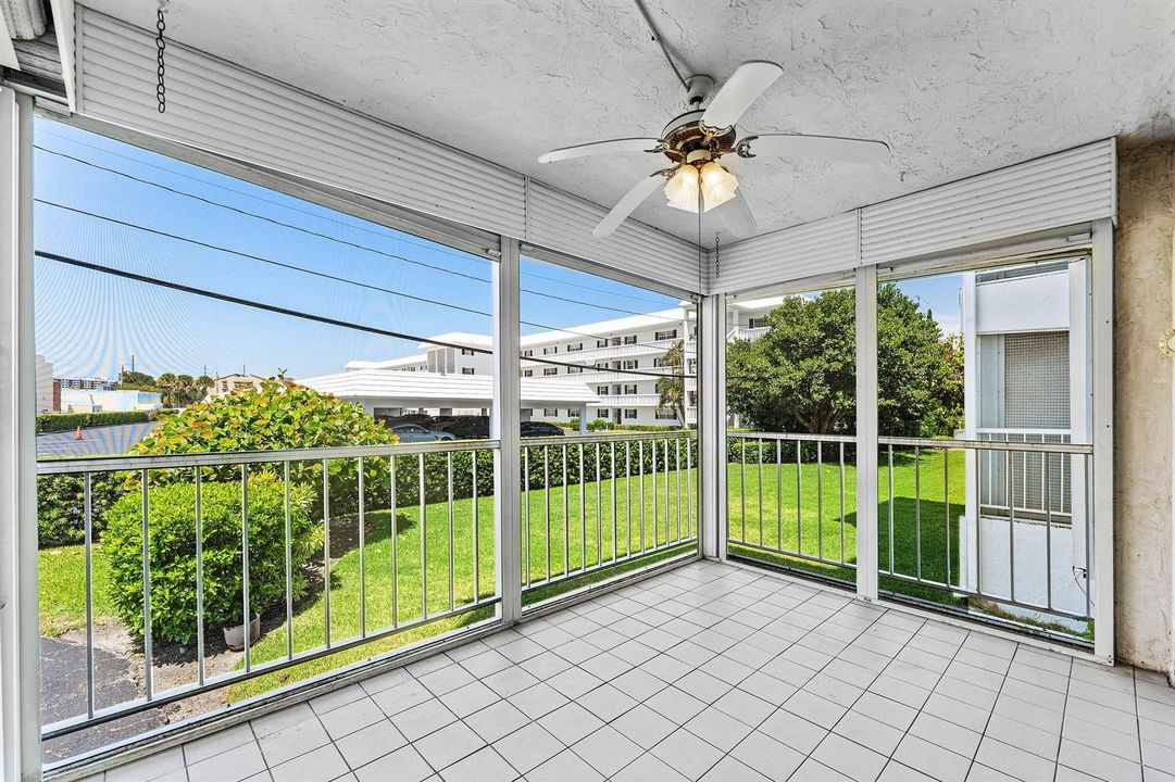 15 022-155YachtClubDrive-101-NorthPalmBe