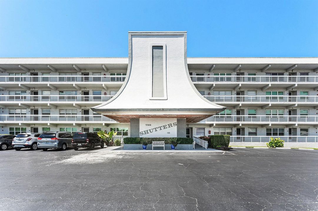 18 001-155YachtClubDrive-101-NorthPalmBe