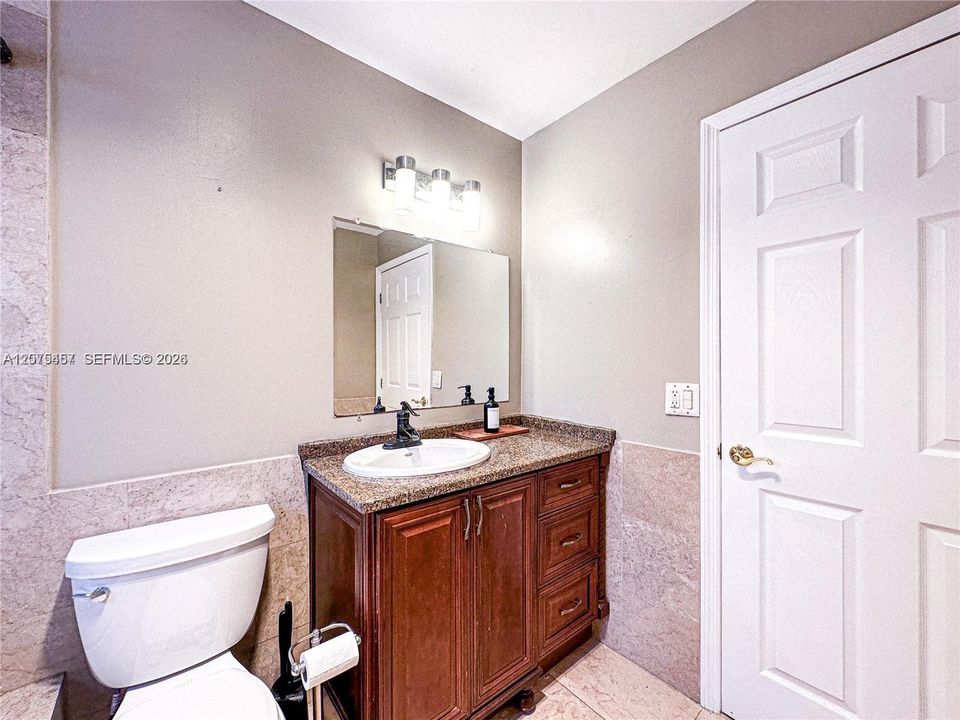 For Rent: $7,500 (4 beds, 3 baths, 2013 Square Feet)
